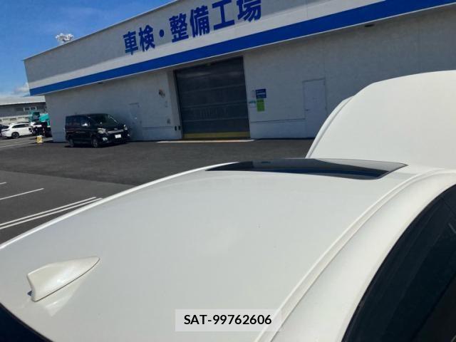 Toyota CROWN SEDAN 2018-08 8848569-5