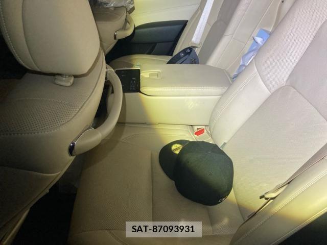 Toyota CROWN SEDAN 2016-07 8848585-13