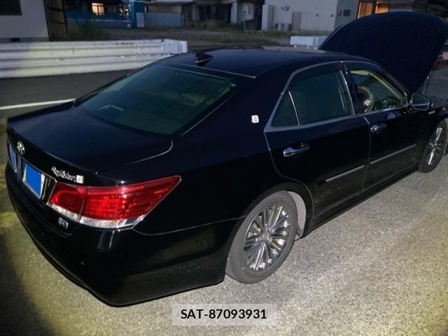 Toyota CROWN SEDAN 2016-07 8848585-5