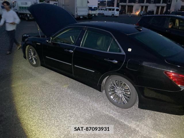 Toyota CROWN SEDAN 2016-07 8848585-6