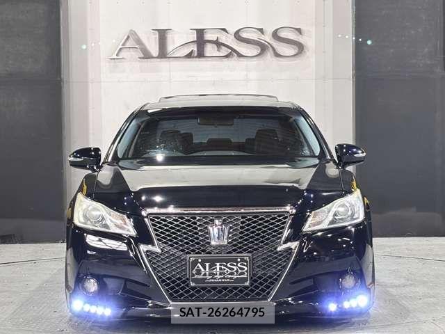 Toyota CROWN SEDAN 2013-10 8870720-8
