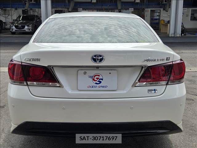 Toyota CROWN SEDAN 2014-08 8870722-15
