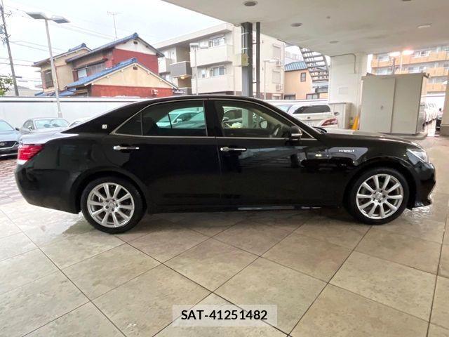 Toyota CROWN SEDAN 2016-04 8870717-15