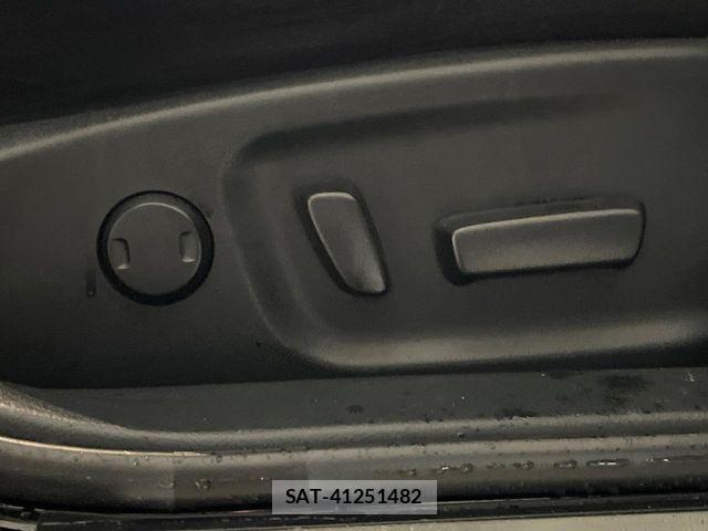 Toyota CROWN SEDAN 2016-04 8870717-5