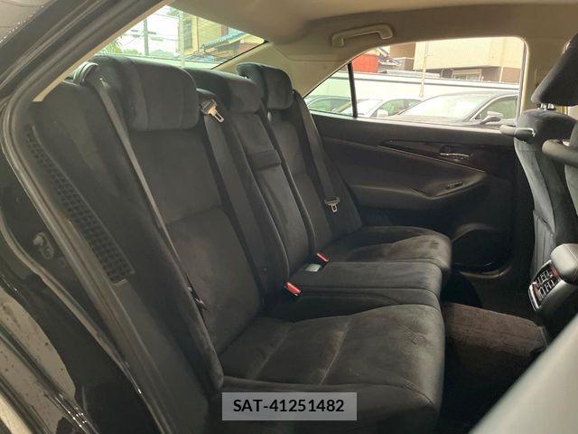 Toyota CROWN SEDAN 2016-04 8870717-8