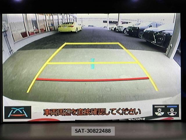 Toyota CROWN SEDAN 2018-08 8870707-10