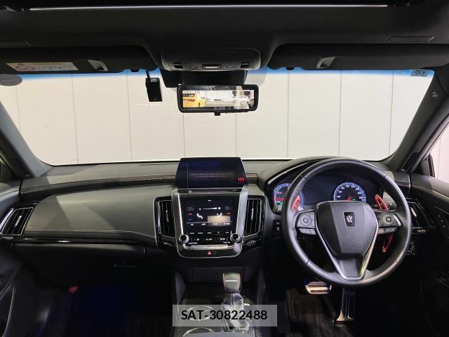 Toyota CROWN SEDAN 2018-08 8870707-1