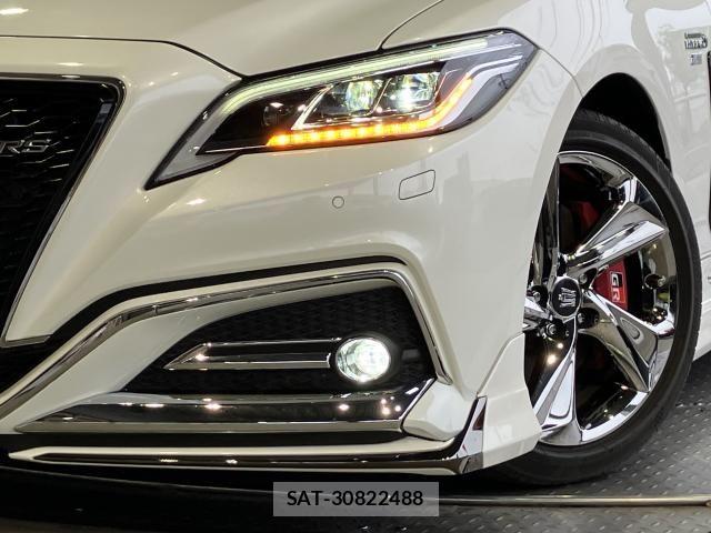 Toyota CROWN SEDAN 2018-08 8870707-3