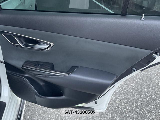 Toyota CROWN SEDAN 2018-07 8870711-18