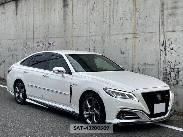 Toyota CROWN SEDAN 2018-07 8870711-2