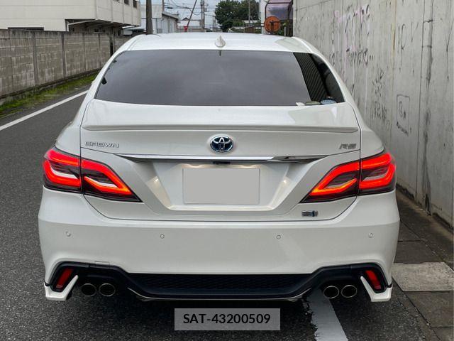 Toyota CROWN SEDAN 2018-07 8870711-4