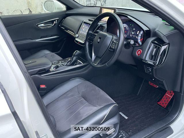 Toyota CROWN SEDAN 2018-07 8870711-8