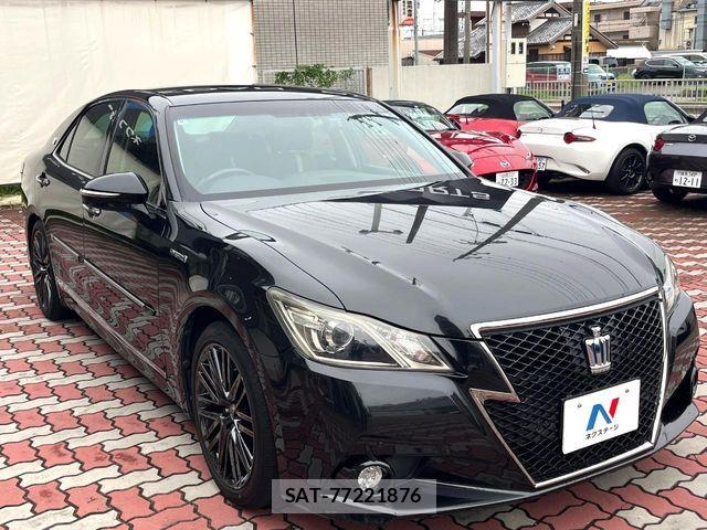 Toyota CROWN SEDAN 2014-09 8870716-15