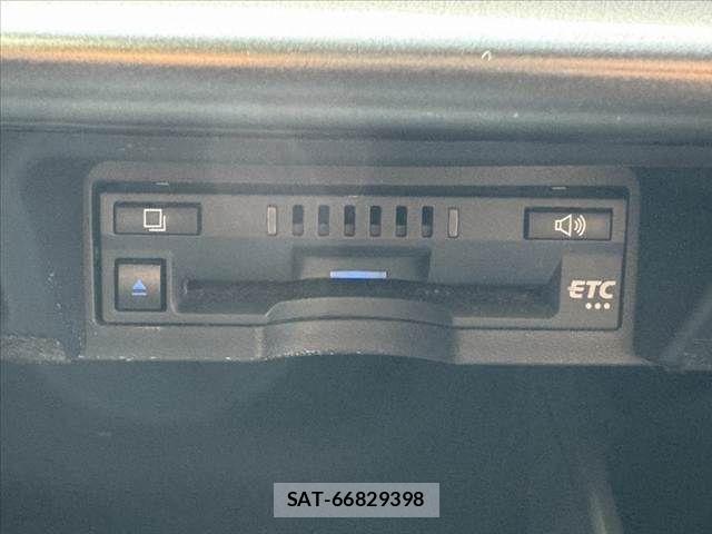 Toyota CROWN SEDAN 2022-03 8879258-5