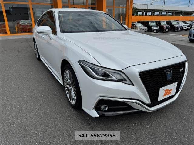 Toyota CROWN SEDAN 2022-03 8879258-7