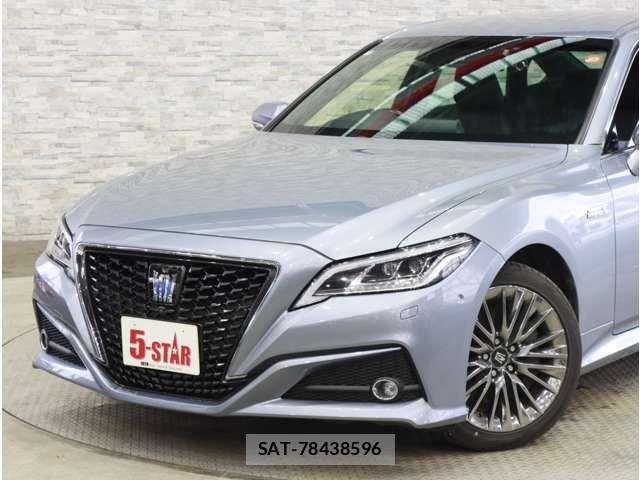 Toyota CROWN SEDAN 2018-08 8879259-17