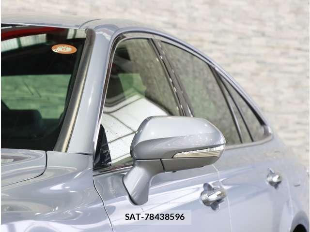 Toyota CROWN SEDAN 2018-08 8879259-18