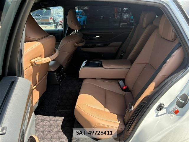 Toyota CROWN SEDAN 2025-01 8879250-14