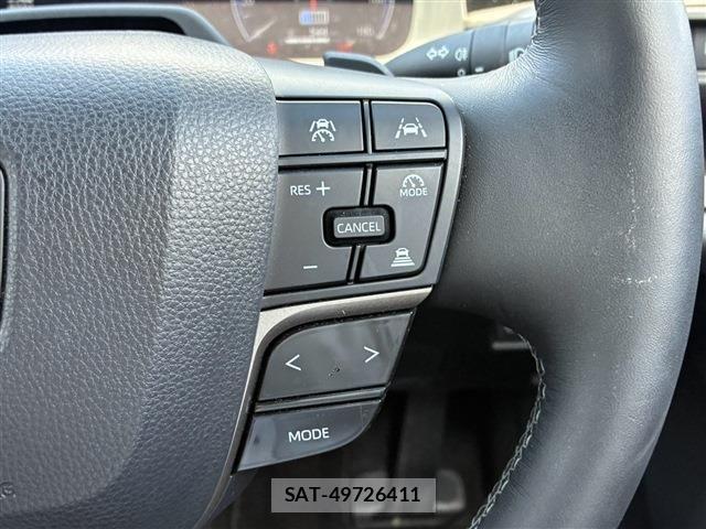 Toyota CROWN SEDAN 2025-01 8879250-19