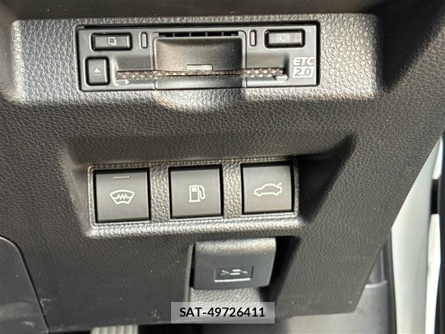 Toyota CROWN SEDAN 2025-01 8879250-27