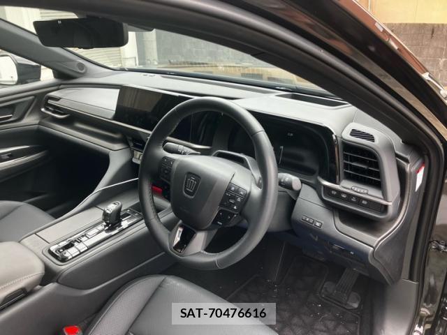 Toyota CROWN SEDAN 2026-03 8879249-23