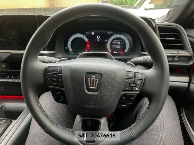 Toyota CROWN SEDAN 2026-03 8879249-25