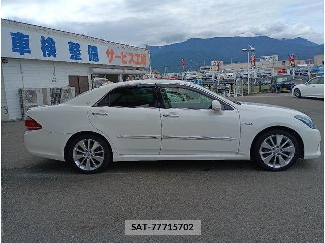 Toyota CROWN SEDAN 2011-11 8879277-13