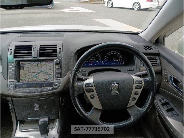 Toyota CROWN SEDAN 2011-11 8879277-2