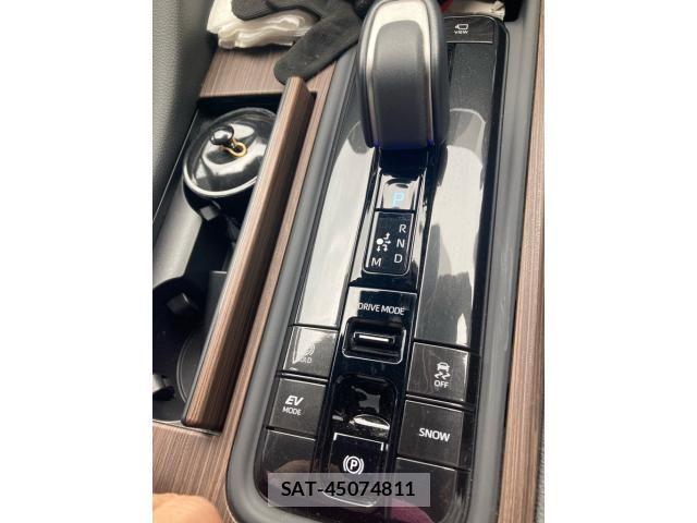 Toyota CROWN SEDAN 2024-11 8879251-25