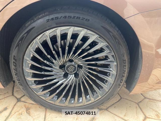 Toyota CROWN SEDAN 2024-11 8879251-5