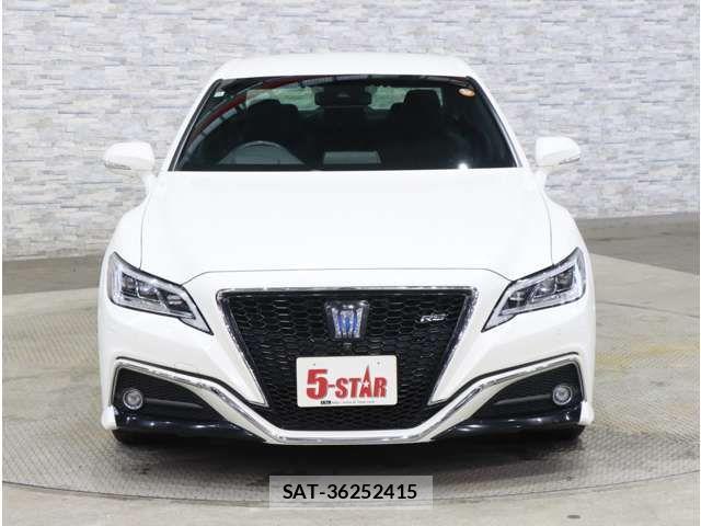 Toyota CROWN SEDAN 2018-11 8879266-11