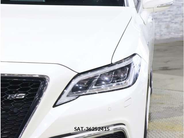 Toyota CROWN SEDAN 2018-11 8879266-16