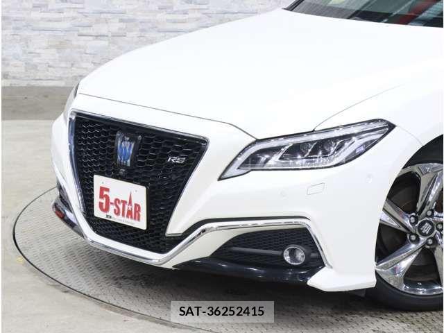 Toyota CROWN SEDAN 2018-11 8879266-17