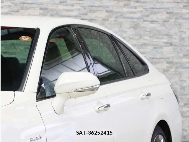 Toyota CROWN SEDAN 2018-11 8879266-18