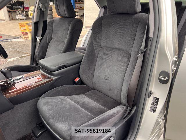 Toyota CROWN SEDAN 2015-07 8879272-17
