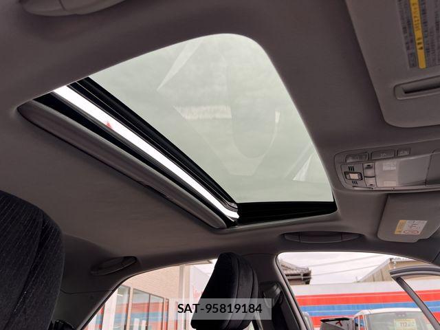 Toyota CROWN SEDAN 2015-07 8879272-18