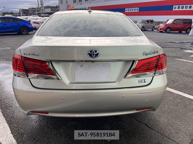 Toyota CROWN SEDAN 2015-07 8879272-3