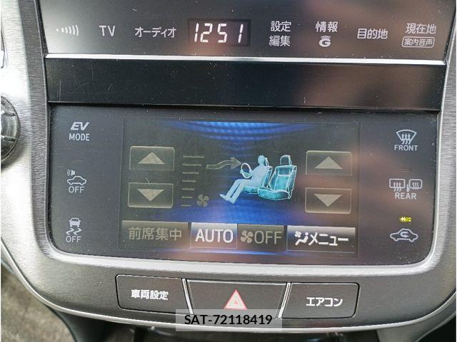 Toyota CROWN SEDAN 2013-10 8879270-16