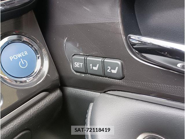Toyota CROWN SEDAN 2013-10 8879270-21