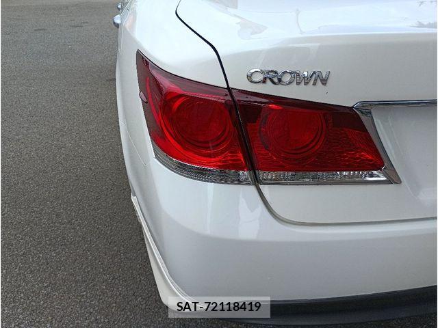 Toyota CROWN SEDAN 2013-10 8879270-5