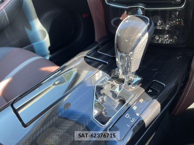 Toyota CROWN SEDAN 2015-06 8879262-28