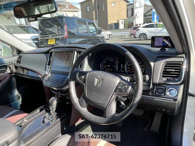 Toyota CROWN SEDAN 2015-06 8879262-8