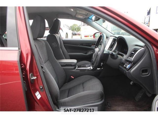 Toyota CROWN SEDAN 2015-11 8879274-18