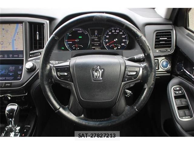 Toyota CROWN SEDAN 2015-11 8879274-21