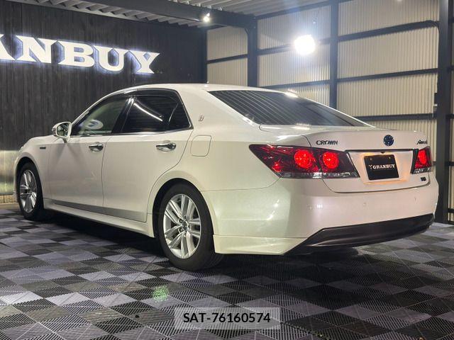 Toyota CROWN SEDAN 2013-06 8879276-14