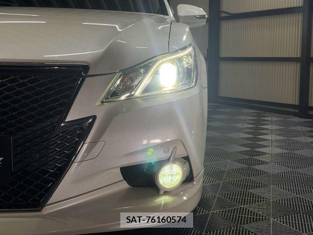 Toyota CROWN SEDAN 2013-06 8879276-18