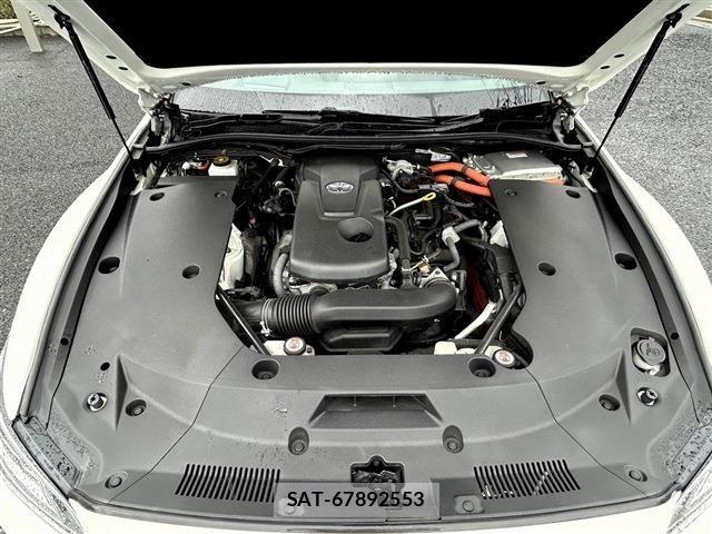 Toyota CROWN SEDAN 2019-08 8879267-18