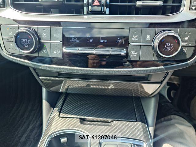 Toyota CROWN SEDAN 2021-07 8879252-17
