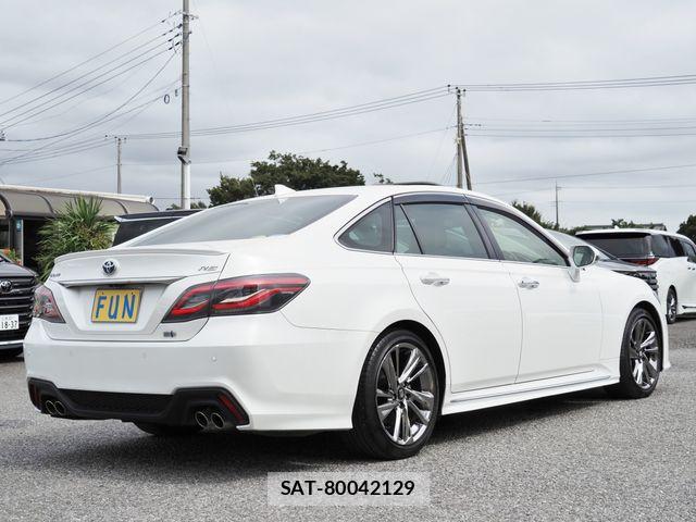 Toyota CROWN SEDAN 2021-03 8879253-4