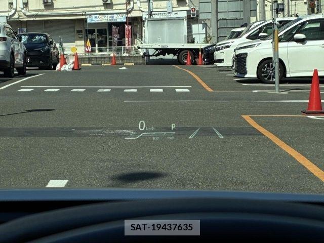 Toyota CROWN SEDAN 2021-01 8879254-19